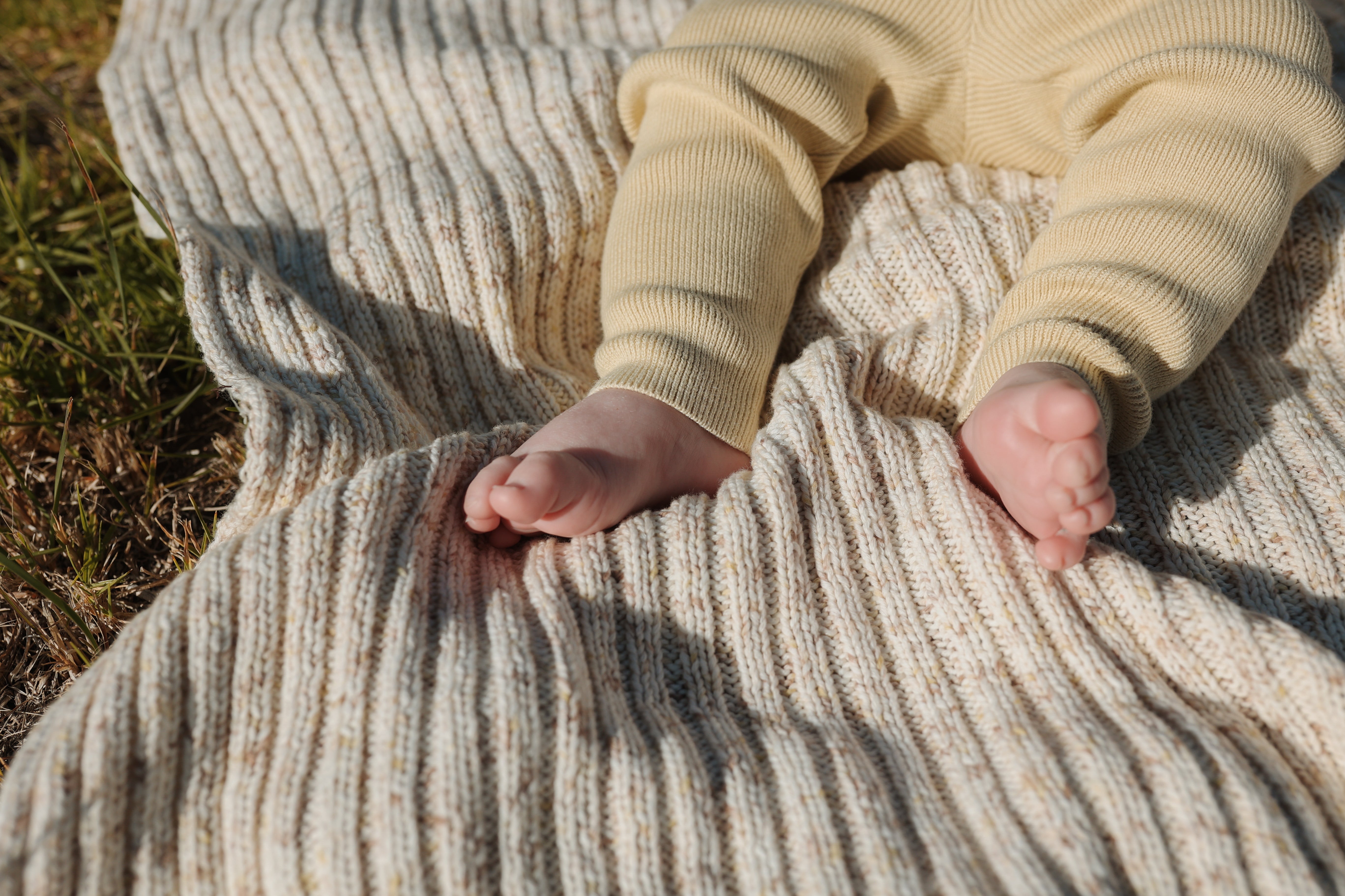 Grown Organic Ribbed Essentials Leggings- Pistachio