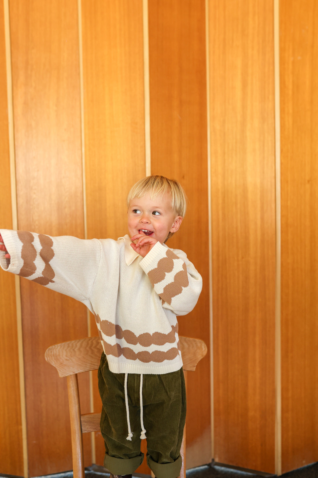 Grown Pebble Collar Pull Over - Milk & Clay