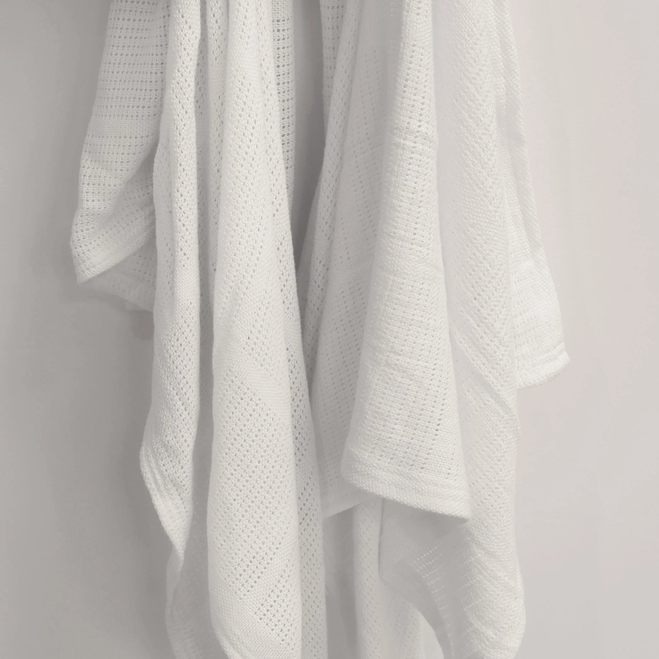 Bubba Blue Bamboo 2pk White Cellular Cuddle Blanket