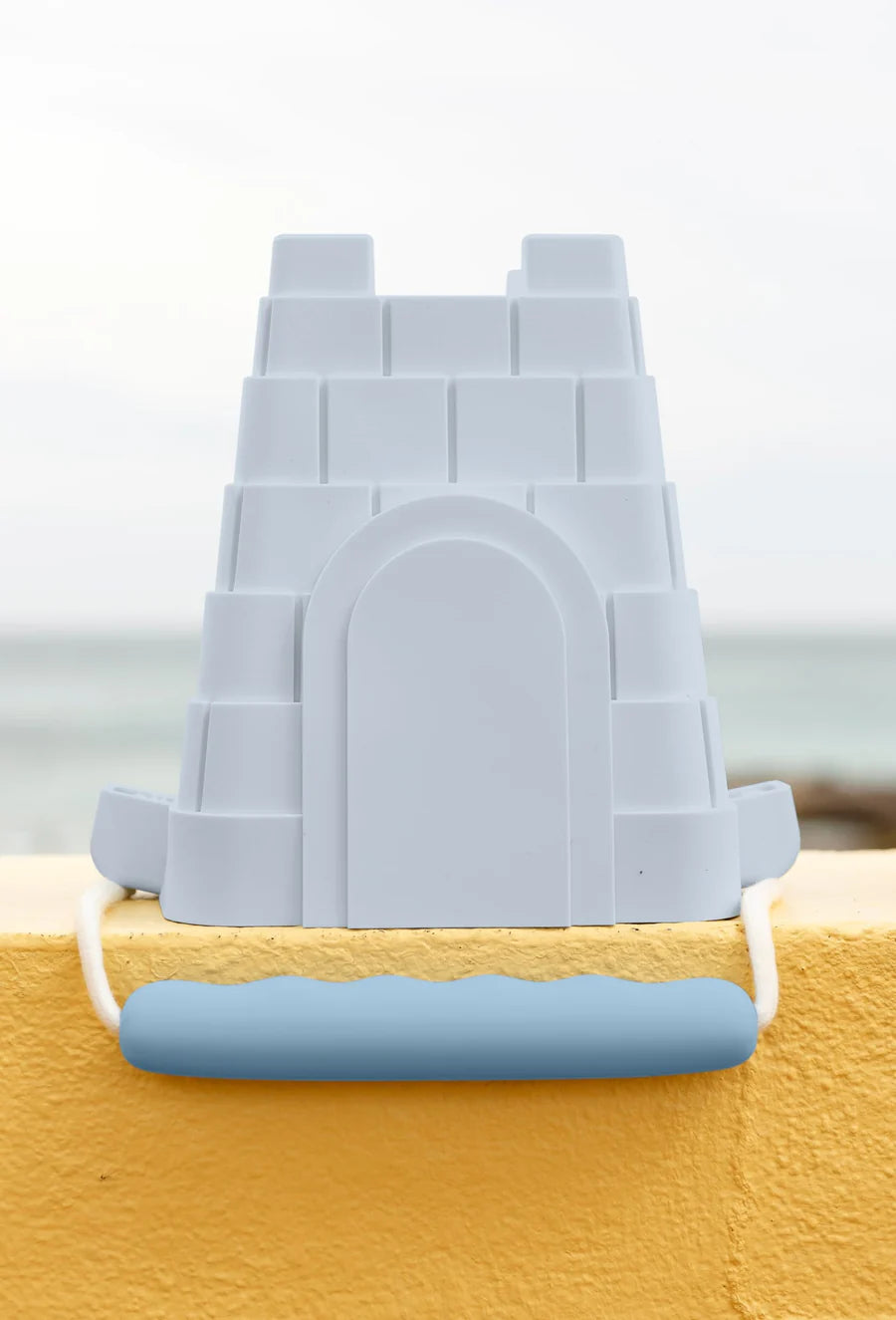 Coast Kids Clovelly Castle Bucket - Light Blue/Dark Blue