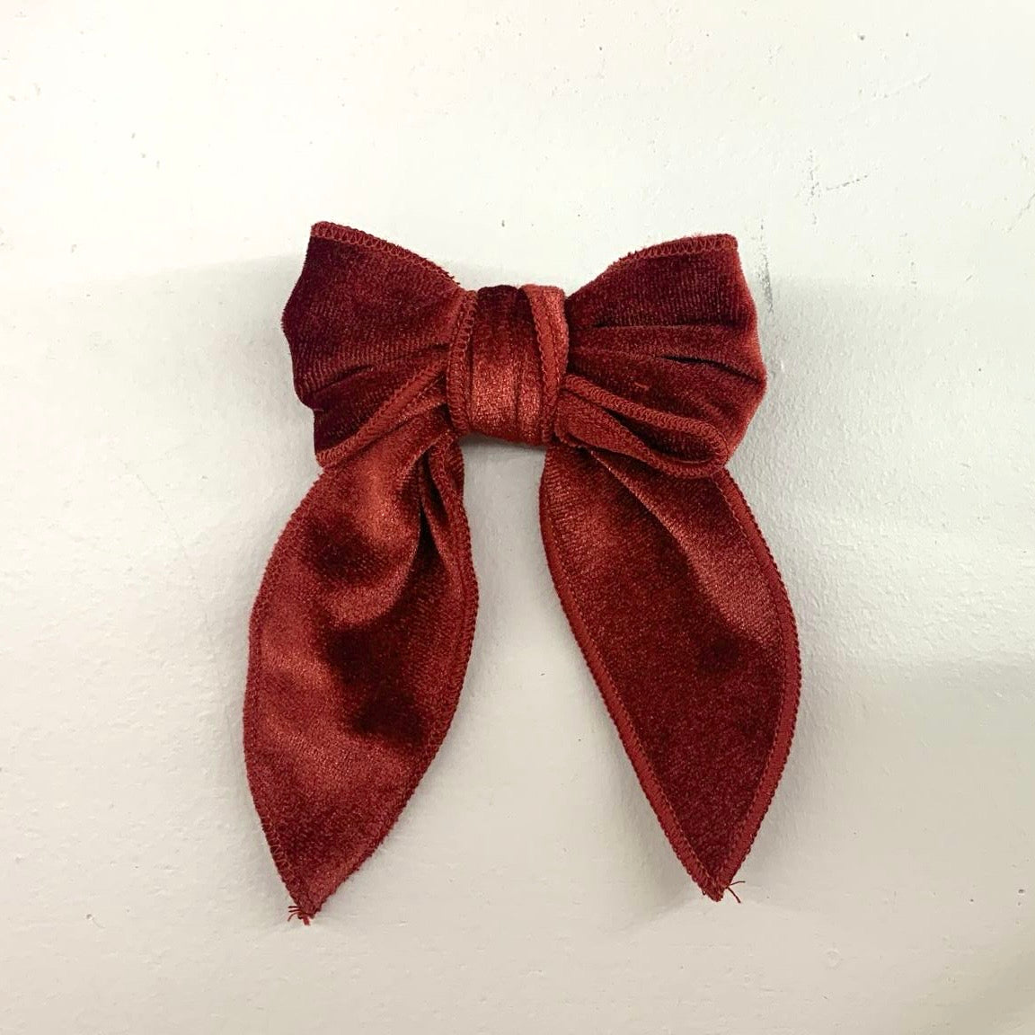 Bencer & Hazelnut Red Velvet Bows