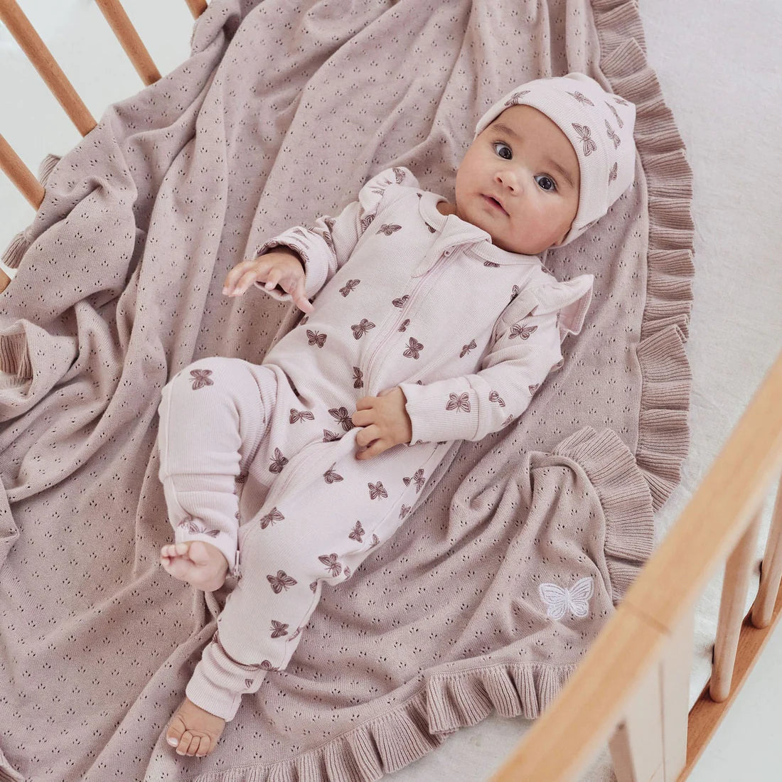 Aster & Oak Wild Rose Knit Blanket