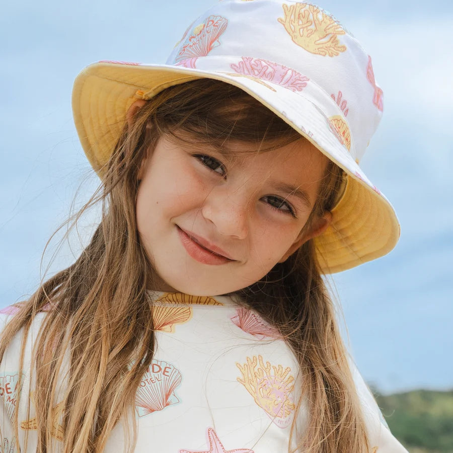CRY WOLF REVERSIBLE BUCKET HAT SHELL