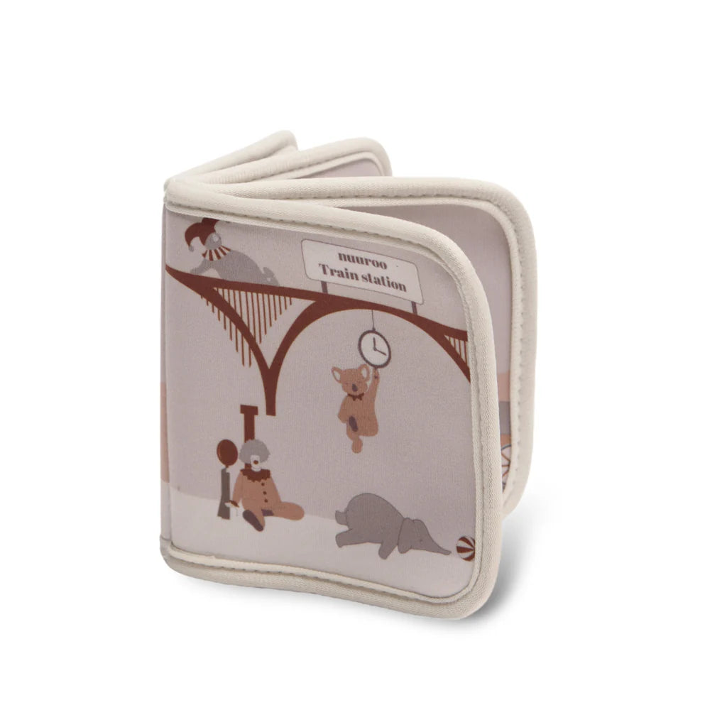 Nuuroo Chris Bath Book - Carnival Train