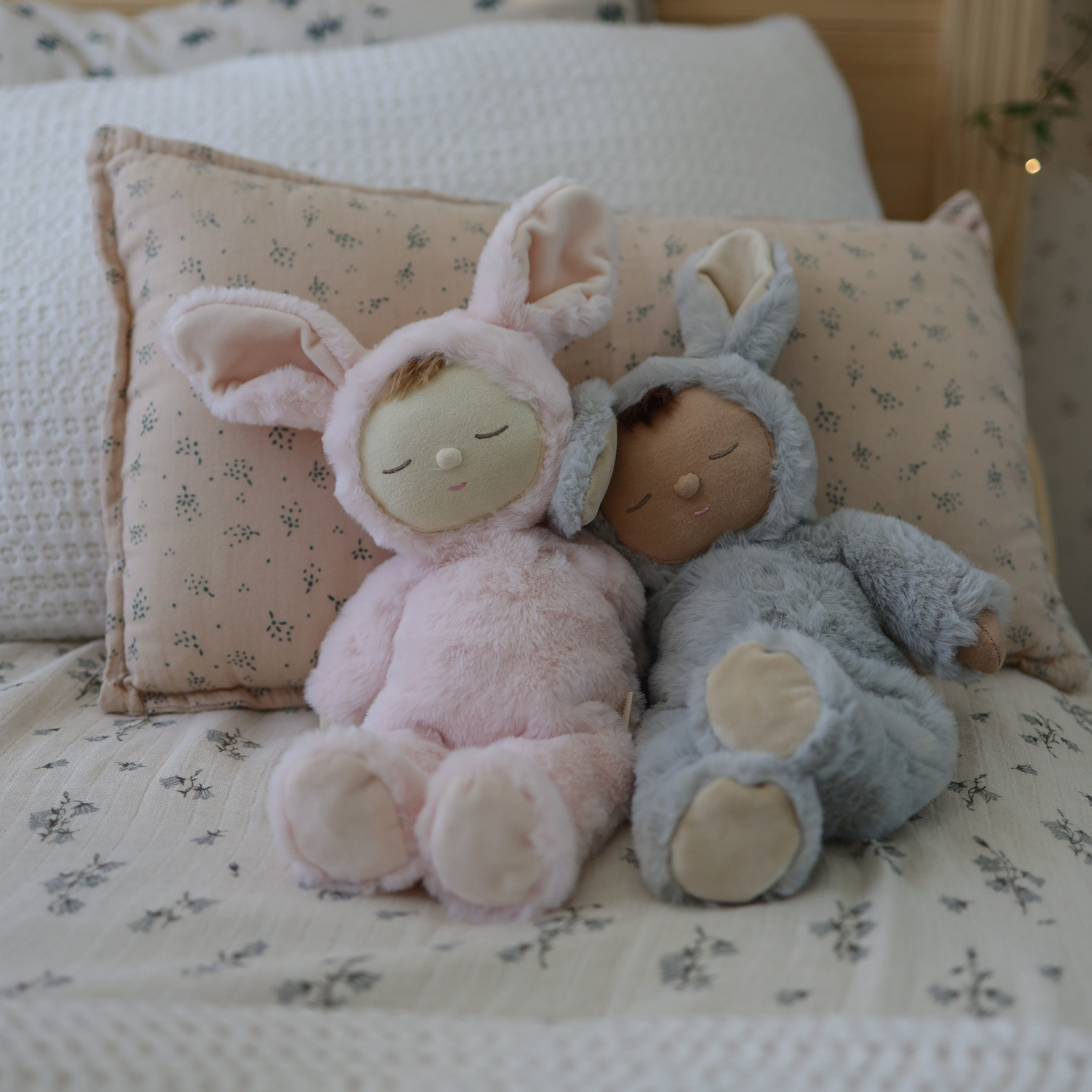 Olli Ella Lullaby Cozy Dinkum Bunny Moppet Pink