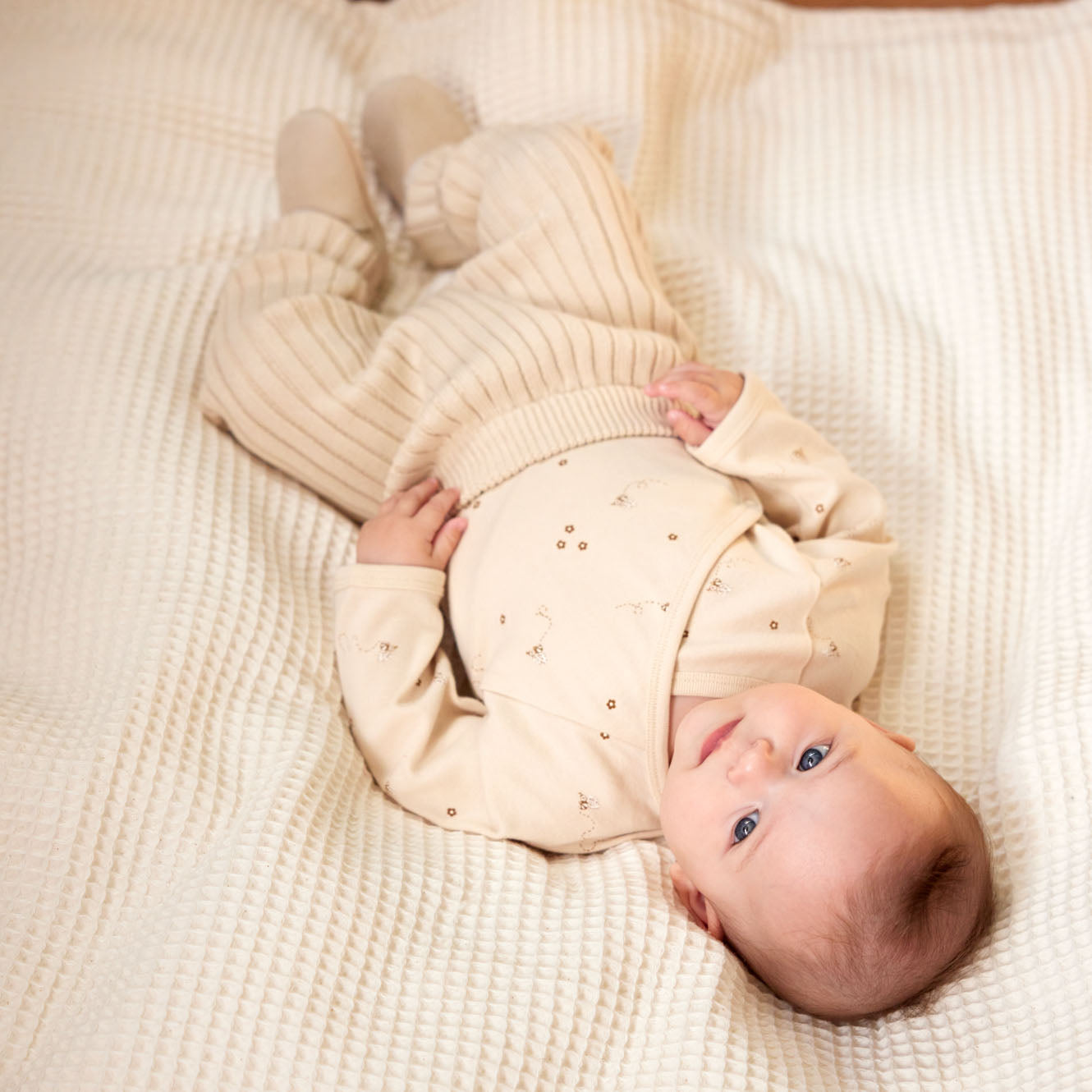 Nature Baby Long Sleeve Kimono Bodysuit - Bumble Bee