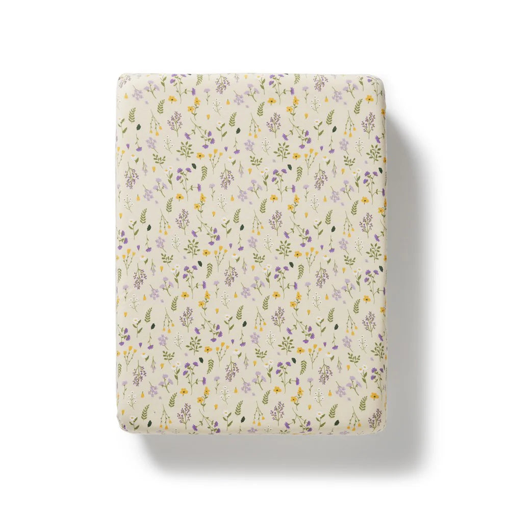 Wilson & Frenchy Bella Floral Organic Bassinet Sheet