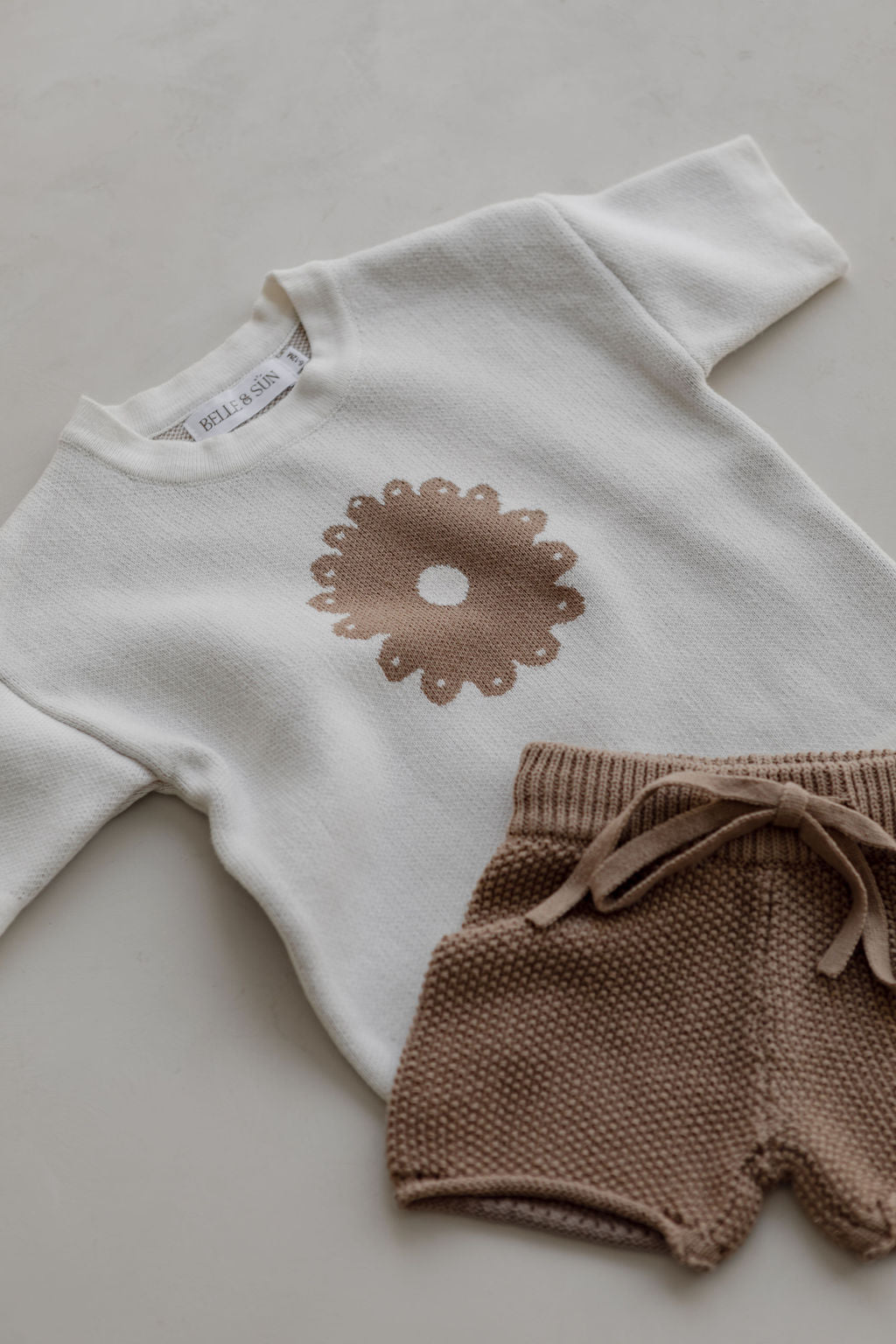 Belle & Sun Sea Flower Tee - Cedar