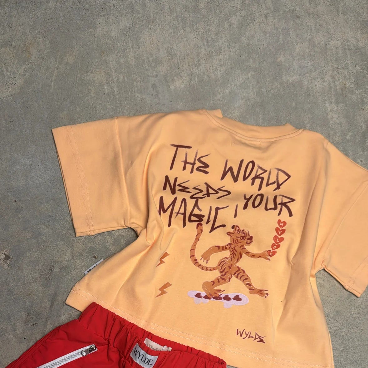 Wylde the Label Feel the Magic Tee