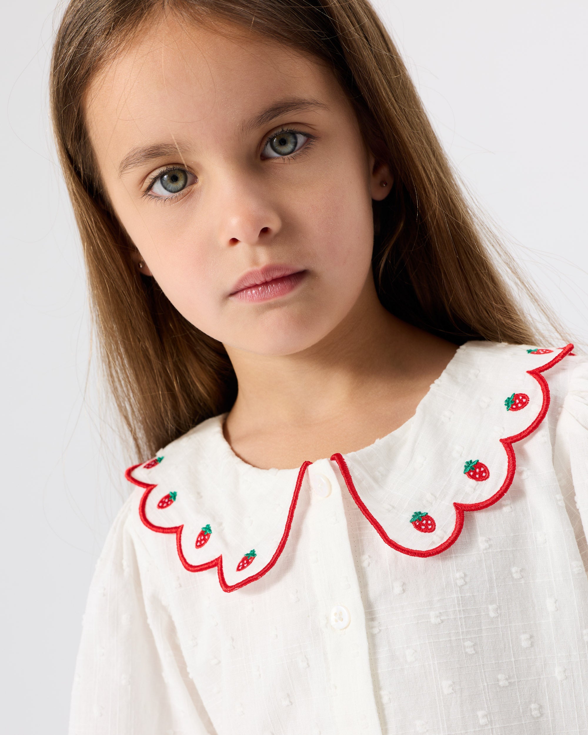 GOLDIE & ACE SCALLOP COLLAR STRAWBERRY CROPPED BLOUSE