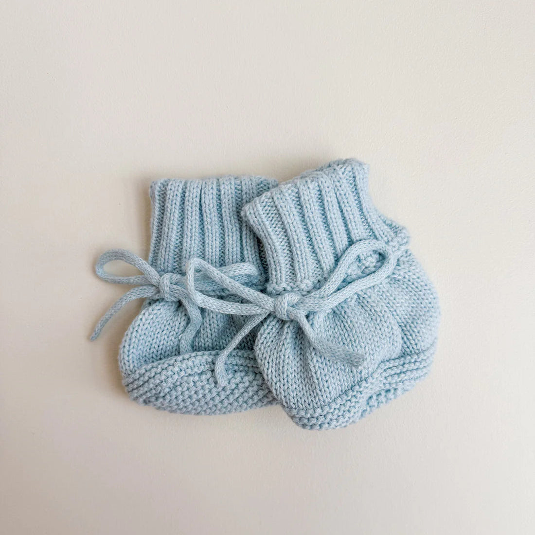 Petite + Co Cuff Newborn Lace Booties - Baby Blue