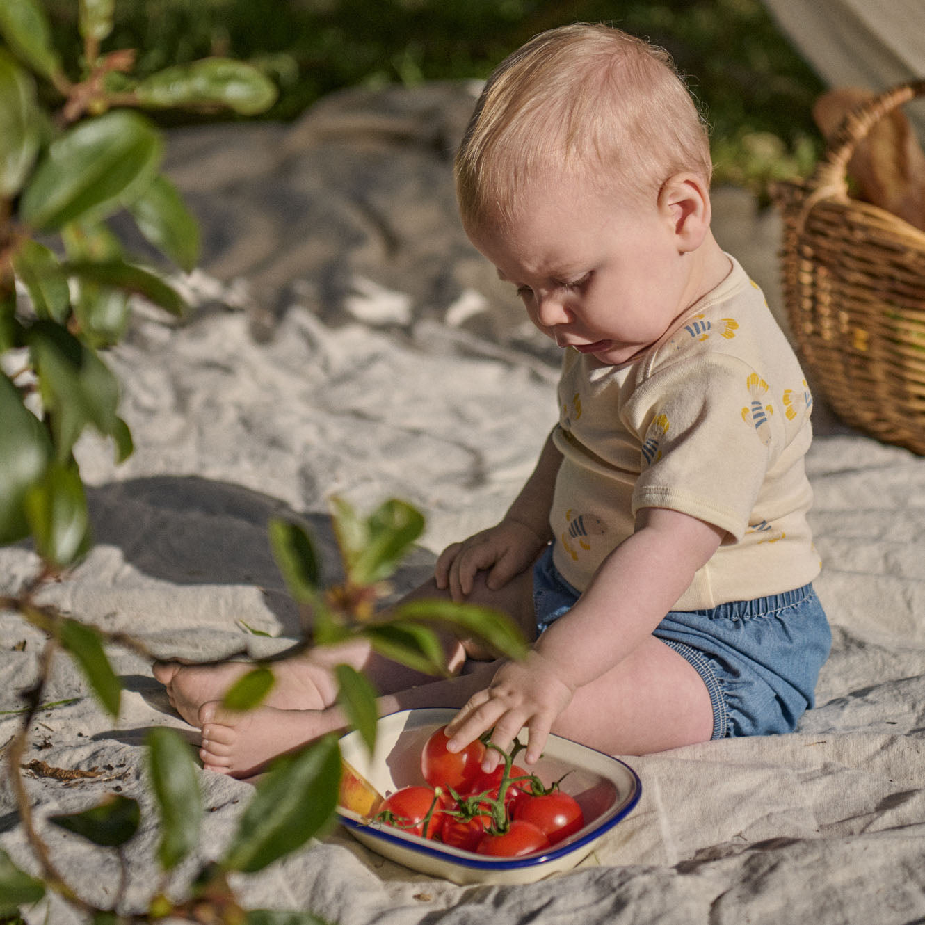 Nature Baby Short Sleeve Bodysuit- Fish Fable Print