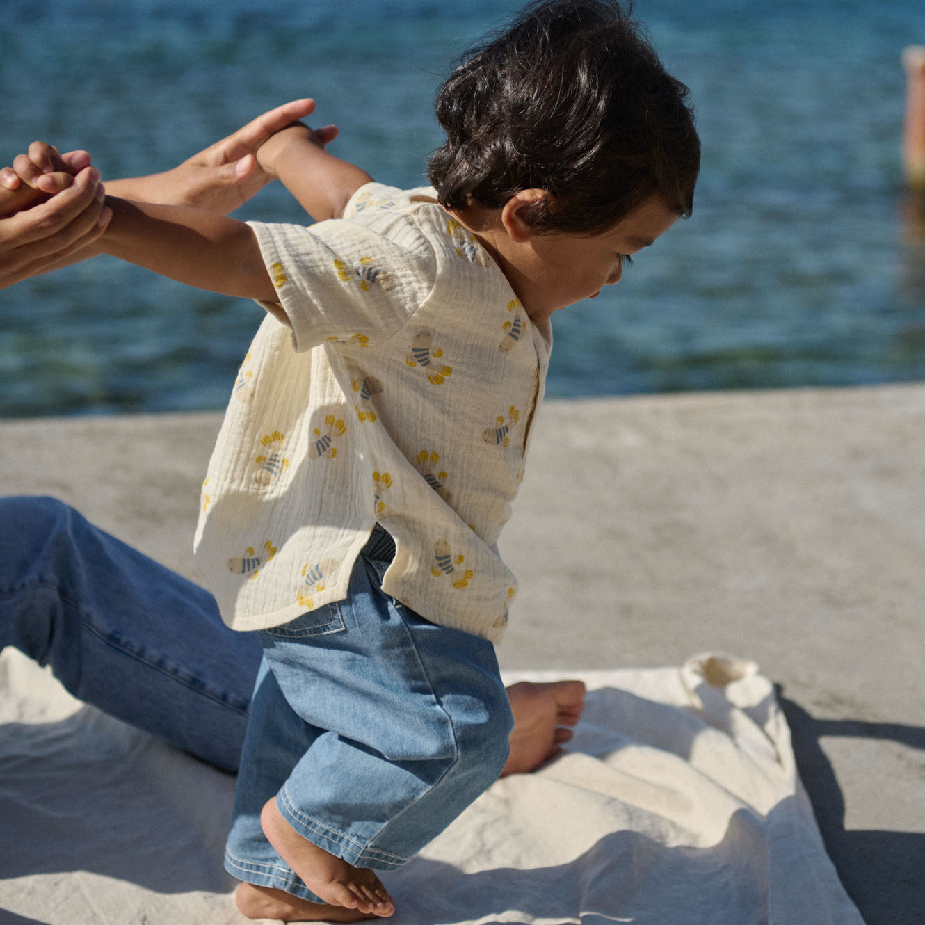 Nature Baby Short Sleeve Caravan Muslin- Fish Fable Print