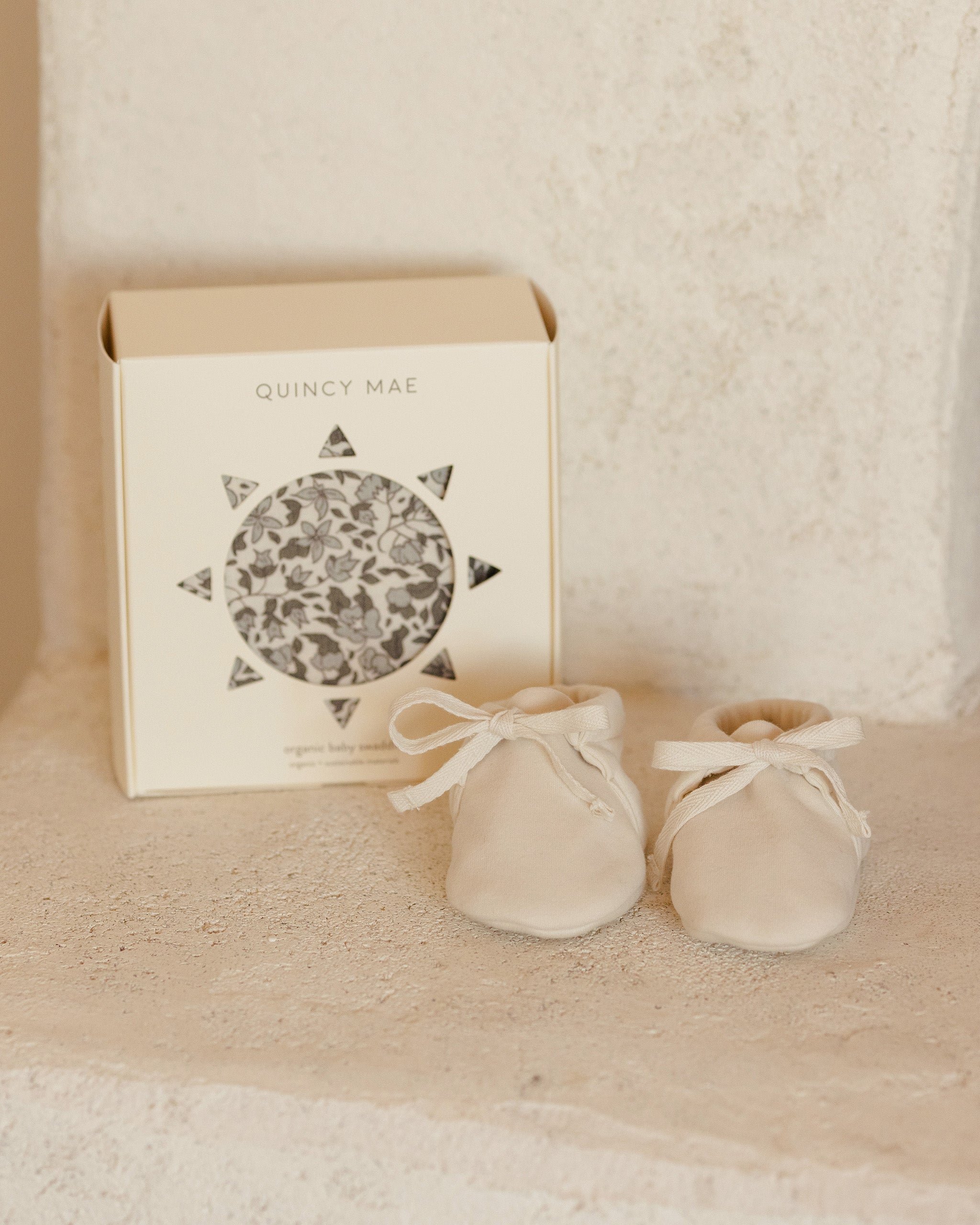 Quincy Mae Baby Booties - Ivory