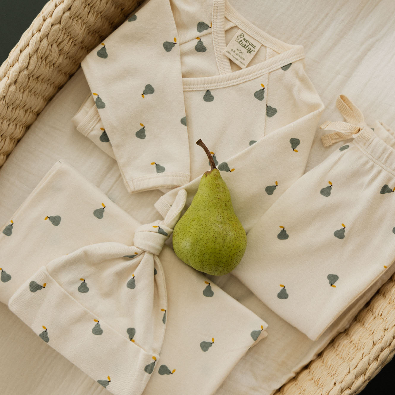 Nature Baby Welcome Home Bundle - Petite Pear