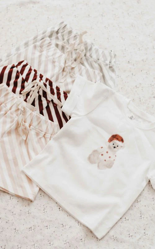 Bencer & Hazelnut Peshal PJS Set- Red Shorts